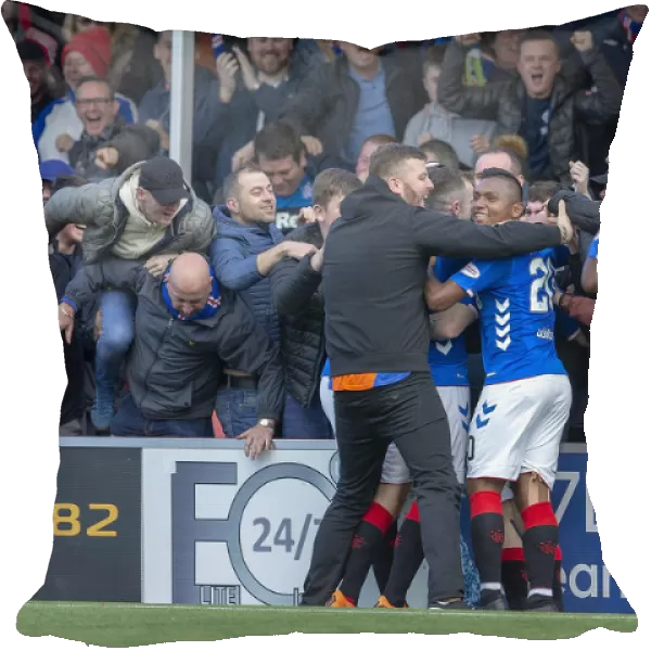 Rangers Ryan Kent Scores Thriller: Celebrating with Fans at Hamilton's Hope Central Business District Stadium