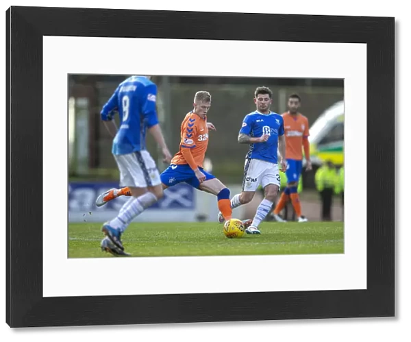 Rangers Ross McCrorie in Action at McDiarmid Park Against St. Johnstone - Scottish Premiership