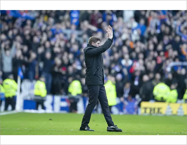 Steven Gerrard's Rangers: A triumphant applause to Ibrox fans in the Scottish Premiership derby (Scottish Cup Winning Season 2002-2003)