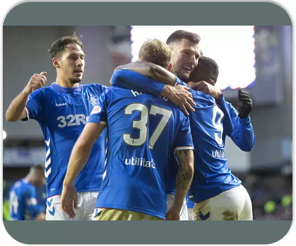 Rangers Celebrate Jermain Defoe's Goal: Scottish Premiership Victory at Ibrox Stadium