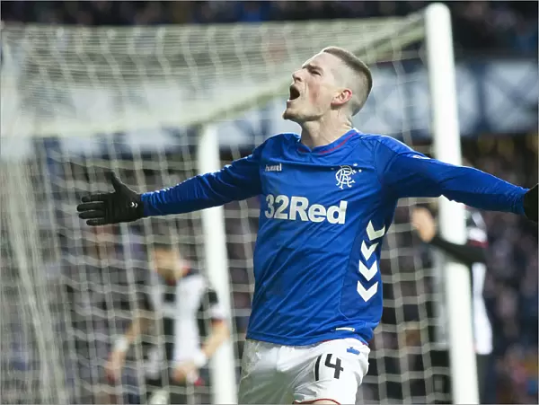 Rangers Ryan Kent Scores Thrilling Goal in Scottish Premiership Clash vs St. Mirren: Reliving the 2003 Scottish Cup Champions Glory at Ibrox