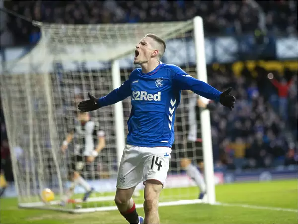 Rangers Ryan Kent Thrills Ibrox with Stunning Goal: Scottish Premiership Victory over St. Mirren