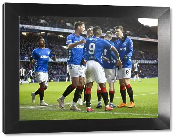 Rangers Celebrate Ryan Kent's Goal: Scottish Premiership Win at Ibrox Against St. Mirren