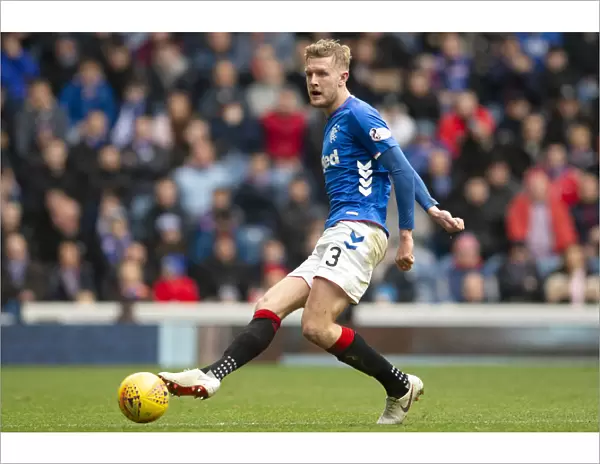 Rangers vs St. Johnstone: Joe Worrall in Action at Ibrox Stadium - Scottish Premiership