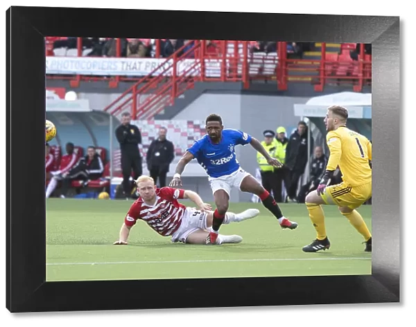 Rangers vs Hamilton Academical: Defoe vs Gordon - Intense Moment in Scottish Premiership Clash at Hope Central Business District Stadium
