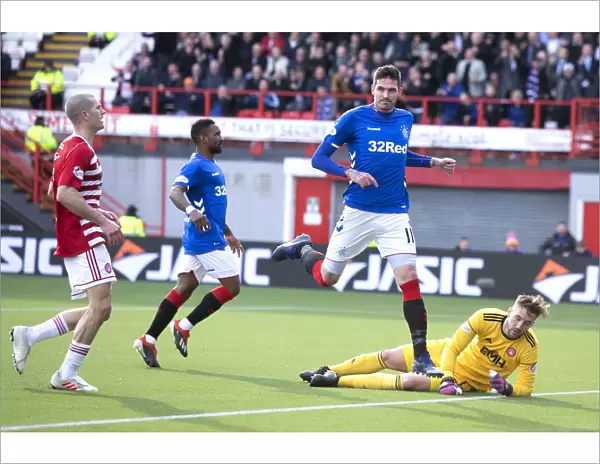 Rangers Kyle Lafferty Scores Thriller at Hamilton: Scottish Premiership Goal Celebration
