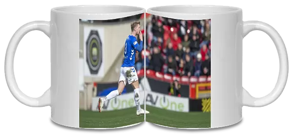 Rangers Joe Worrall: A Kiss to the Fans - Quarter-Final Glory at Pittodrie Stadium