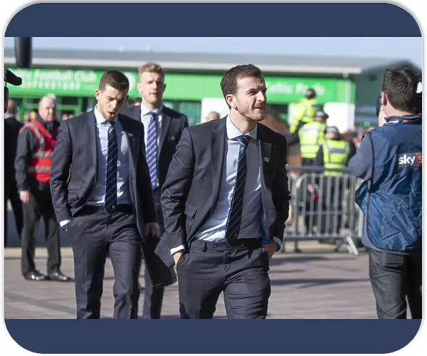 Andy Halliday Arrives at Celtic Park: Rangers Face Celtic in Scottish Premiership Showdown (Scottish Cup Champions 2003)