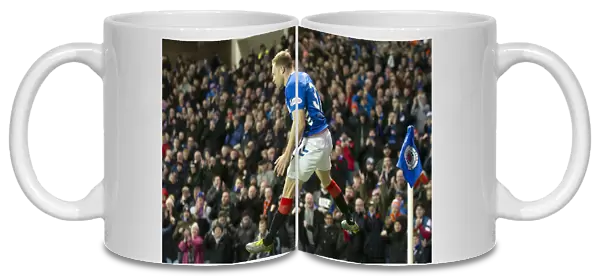 Scott Arfield's Thrilling Goal: Rangers vs Hearts in Scottish Premiership at Ibrox Stadium