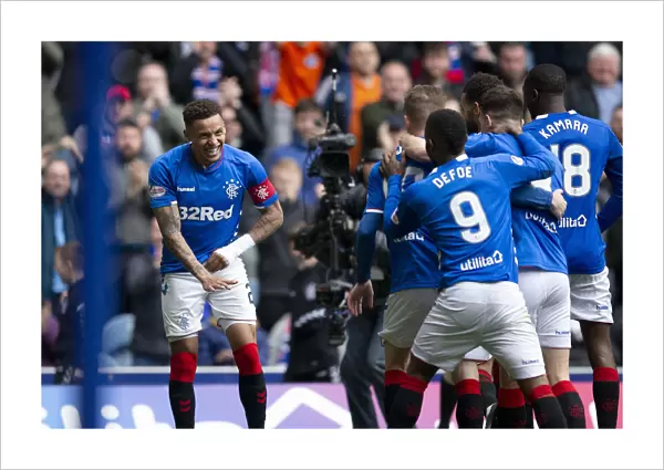 Rangers Tavernier Scores Penalty: Rangers vs Aberdeen, Scottish Premiership, Ibrox Stadium (Scottish Cup Champions 2003)