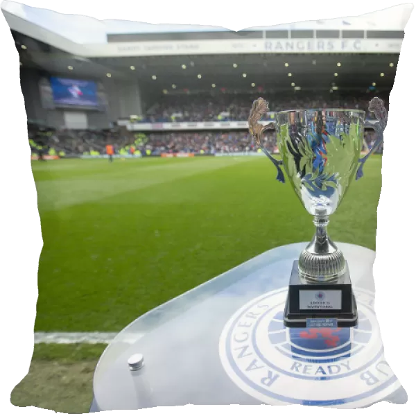 Rangers vs Hibernian: Scottish Premiership Clash at Ibrox Stadium - Scottish Cup Champions