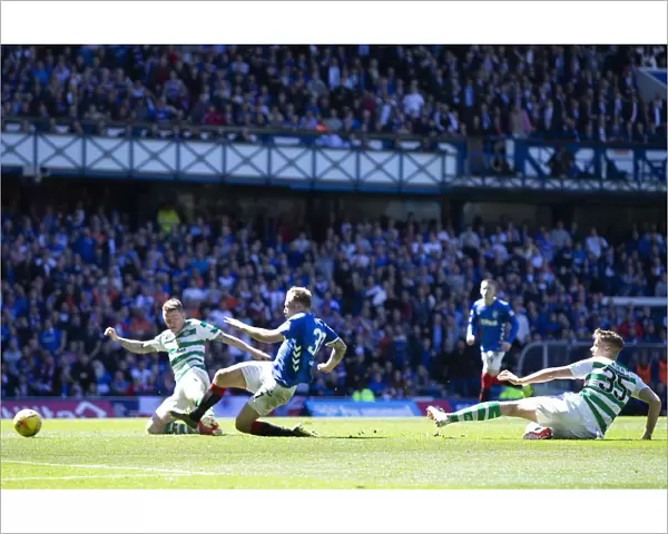 Scott Arfield Scores the Winner: Rangers vs Celtic, Scottish Premiership, Ibrox Stadium