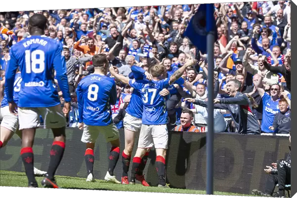 Rangers: Scott Arfield's Epic Goal Celebration vs Celtic, Scottish Premiership, Ibrox Stadium