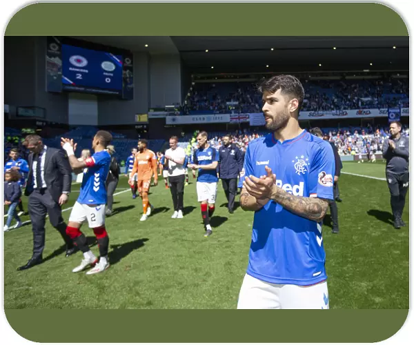 Thrilling Moment: Daniel Candeias's Goal Celebration vs Celtic at Ibrox Stadium - Scottish Premiership