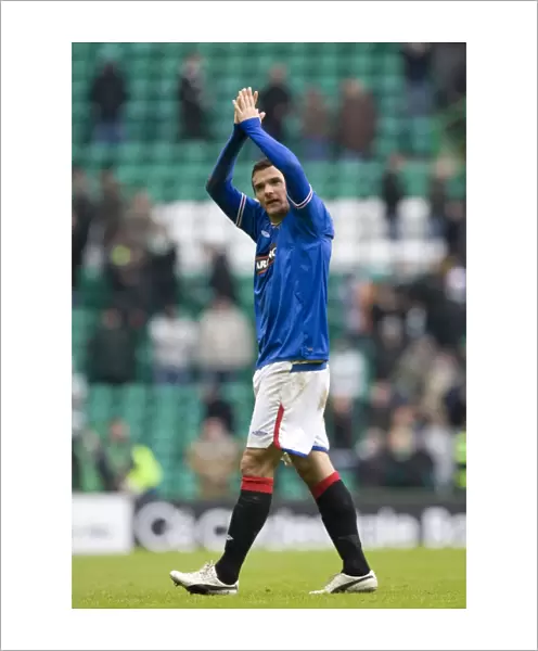 Lee McCulloch's Defiant Salute: A Draw at Celtic Park for Rangers