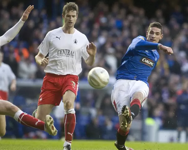 Rangers 3-0 Falkirk: Kyle Lafferty's Thrilling Ibrox Strike (Clydesdale Bank Scottish Premier League)