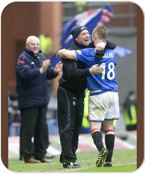 Rangers Glory: Kenny Miller's Epic Goal Celebration with Ally McCoist (3-0 vs Hibernian, Ibrox Stadium)