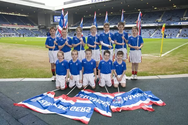 Rangers Triumph: 3-0 Victory over Hibernian at Ibrox Stadium - Clydesdale Bank Scottish Premier League