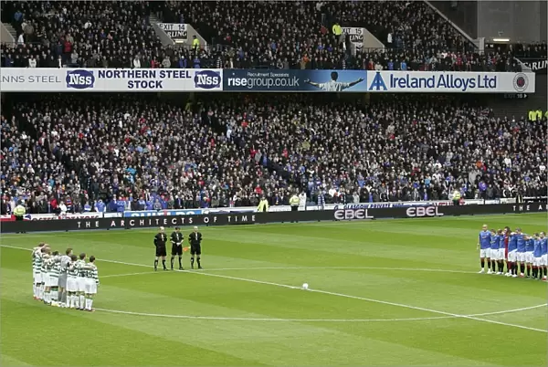 Silent Tribute at Ibrox: Rangers Lead 1-0 over Celtic in Scottish Premier League