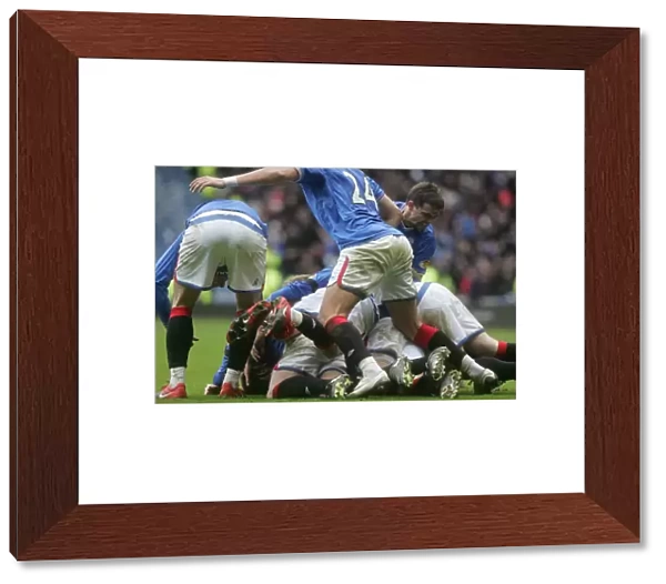 Maurice Edu's Euphoric Goal Celebration: Rangers 1-0 Celtic (Clydesdale Bank Premier League, Ibrox)