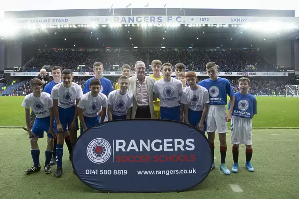 Rangers Legends: Paul Gascoigne Inspires Young Players at Half Time during Rangers 5-0 Victory over Hamilton Academical (Scottish Premiership, Ibrox Stadium)