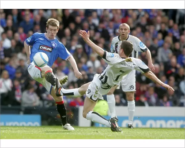 A Clash of Football Legends: Rangers vs St. Mirren in the Co-operative Insurance Cup Final - Steven Davis vs Hugh Murray