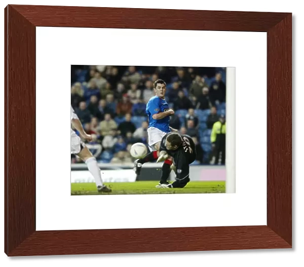 Thompson's Dramatic Blocked Shot: Rangers 4-1 over Dunfermline, March 23, 2004