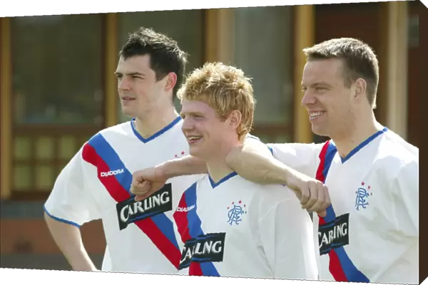 Rangers FC: Chris Burke, Gavin Rae, and Steven Thompson in New Away Kit