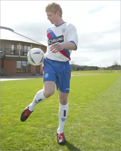Rangers FC: A New Look with Chris Burke, Gavin Rae, and Steven Thompson in the Away Kit