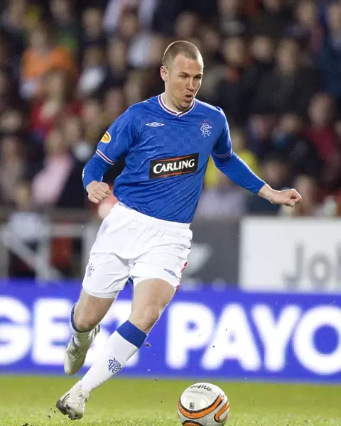Determined Stalemate: Kenny Miller's Leadership Lifts Rangers to a 0-0 Draw at Tannadice Park (Clydesdale Bank Scottish Premier League)