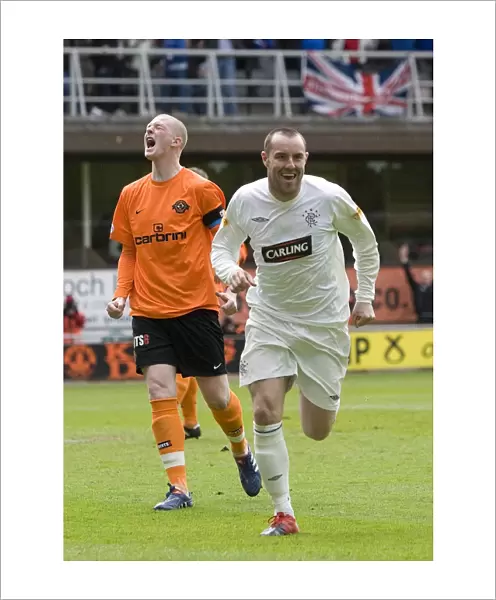 Thrilling Comeback: Kris Boyd Scores Rangers Equalizer Against Dundee United (1-2)