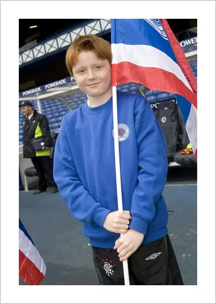 Rangers Football Club: SPL Champions - Motherwell Match at Ibrox Stadium: Kids Guard of Honor