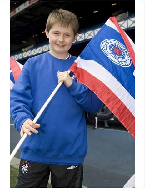 Rangers Football Club: Motherwell Match - Kids Guard of Honor: SPL Champions