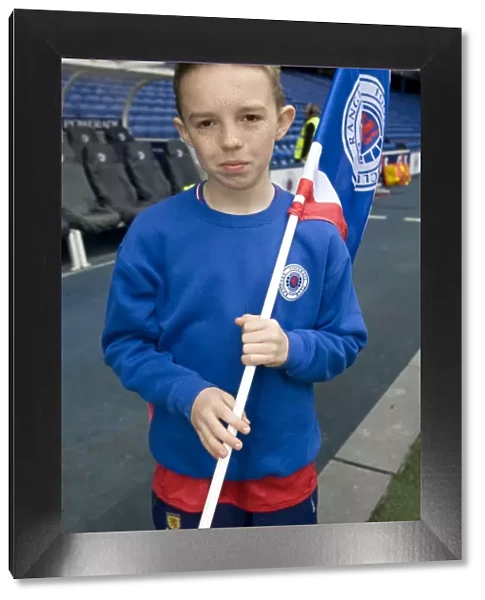 Rangers Football Club: Motherwell vs Rangers - SPL Champions Guard of Honor at Ibrox Stadium (Young Champions Salute)