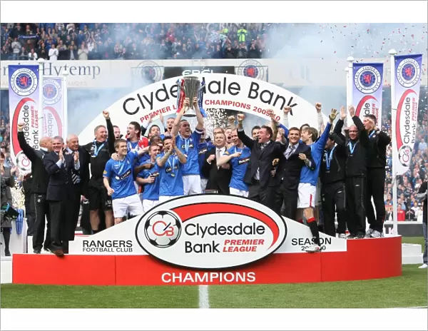 Rangers Football Club: SPL Champions - Celebrating Victory with Captain David Weir at Ibrox Stadium