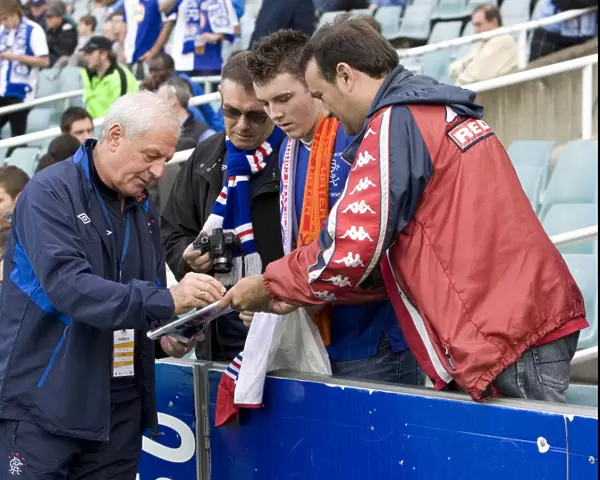 Rangers Manager Walter Smith Signing Autographs at Sydney Festival of Football 2010: Blackburn Rovers vs Rangers