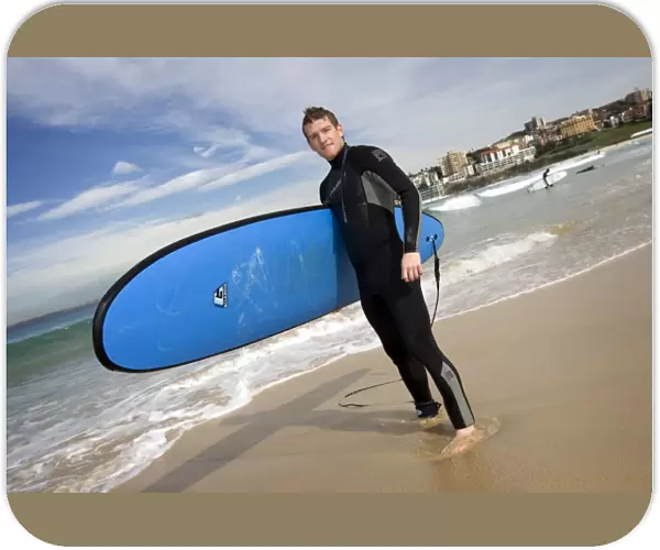 Rangers FC's Steven Davis Rides the Waves at Sydney Festival of Football 2010: An Exclusive Look