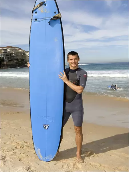 Rangers FC's Lee McCulloch Hits the Waves at Sydney Festival of Football 2010