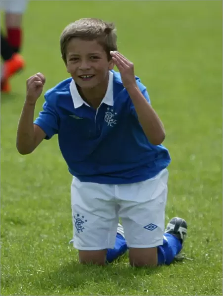 Rangers Football Club: Young Stars in Training - Summer 2010 Residential Camp