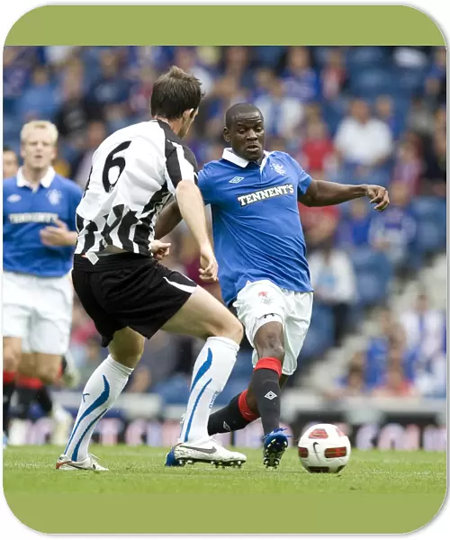 Maurice Edu Wins the Ball: Rangers Pre-Season Victory over Newcastle United (2-1)