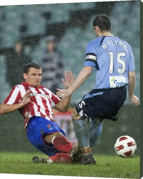 Rangers vs Sydney FC: Lee McCulloch vs Terry McFlynn - Intense Tackle at Sydney Football Stadium (Sydney Festival of Football 2010)