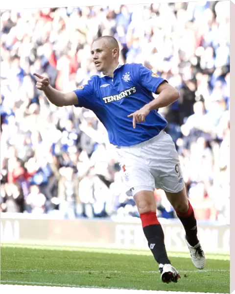 Rangers Kenny Miller's Four-Goal Frenzy: A Glorious 4-0 Victory Over Dundee United at Ibrox Stadium