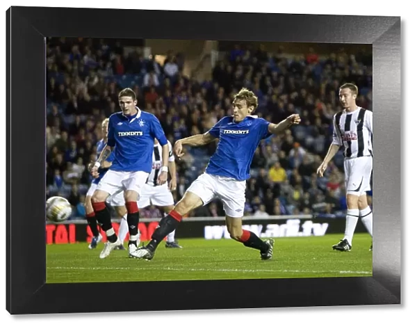 Rangers Nikica Jelavic Scores Thrilling First Goal in 7-2 Rout of Dunfermline in CIS Insurance Cup