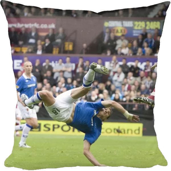 Nikica Jelavic's Spectacular Overhead Kick: Heart of Midlothian 1-2 Rangers (Scottish Premier League)