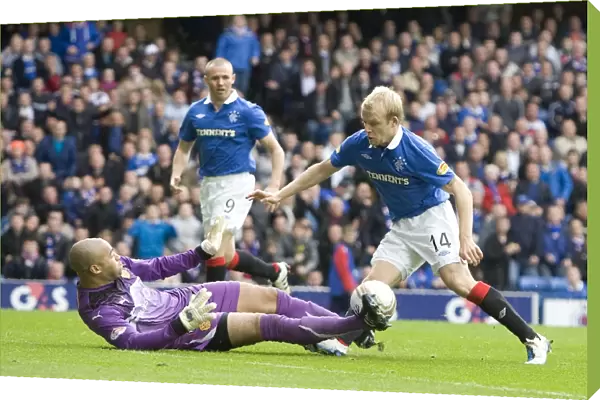 Naismith's Dramatic Equalizer: Rangers 4-1 Motherwell