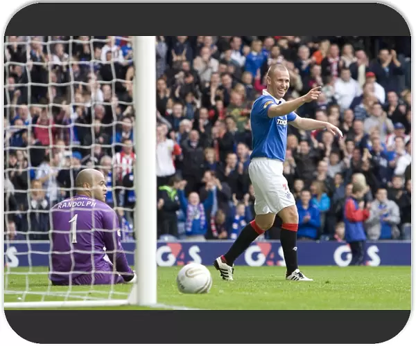 Rangers Kenny Miller's Triumphant Third Goal: 4-1 Victory Over Motherwell at Ibrox