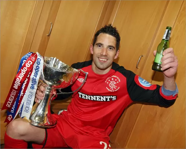 Rangers FC: Neil Alexander's Triumphant Moment in the Dressing Room - Co-operative Cup Champions 2011