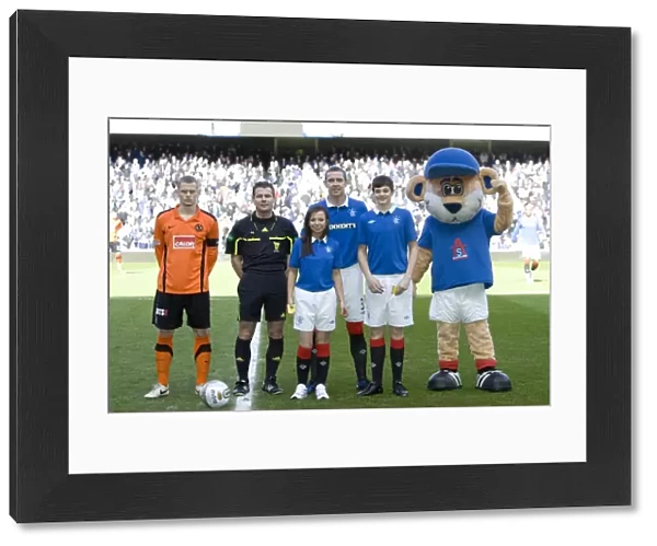 Thrilling Comeback by Dundee United: An Unforgettable Moment for Rangers Mascots - Rangers 2-3 Dundee United