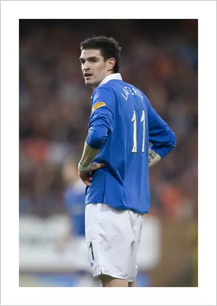 Rangers Kyle Lafferty Scores Brace: 4-0 Crushing Victory Over Dundee United in Scottish Premier League