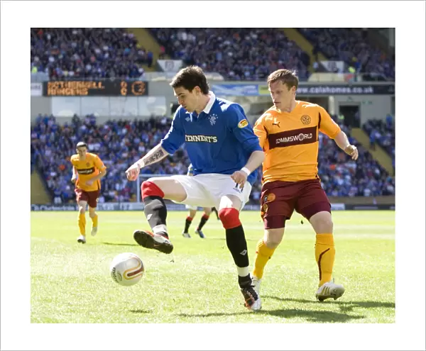 Rangers Kyle Lafferty Overpowers Motherwell's Stevie Hammell: Motherwell 0-5 Rangers (Clydesdale Bank Scottish Premier League)